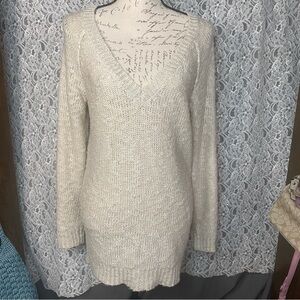 Charlotte Russe cream v neck knit sweater